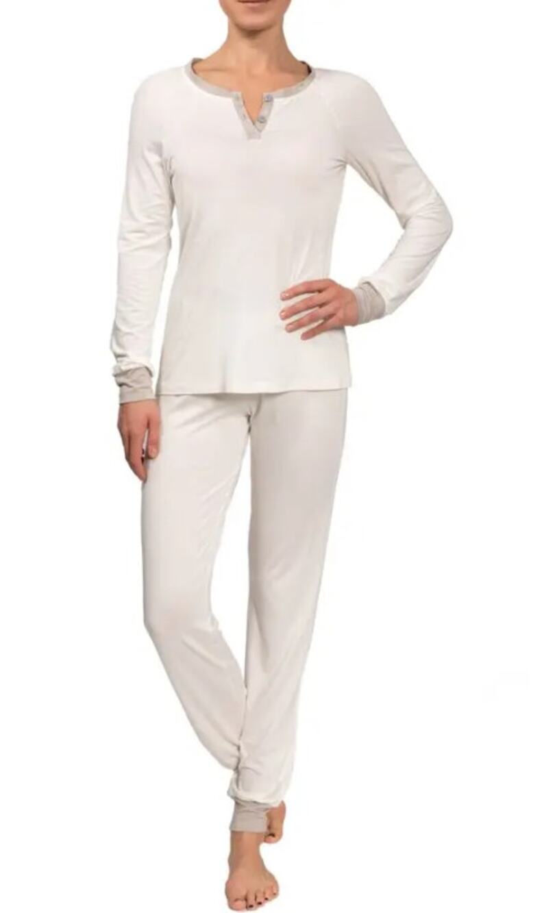 EVERYDAY RITUAL Women's Pajamas Set Medium Cream Knit Henley Jogger Stretch NWT